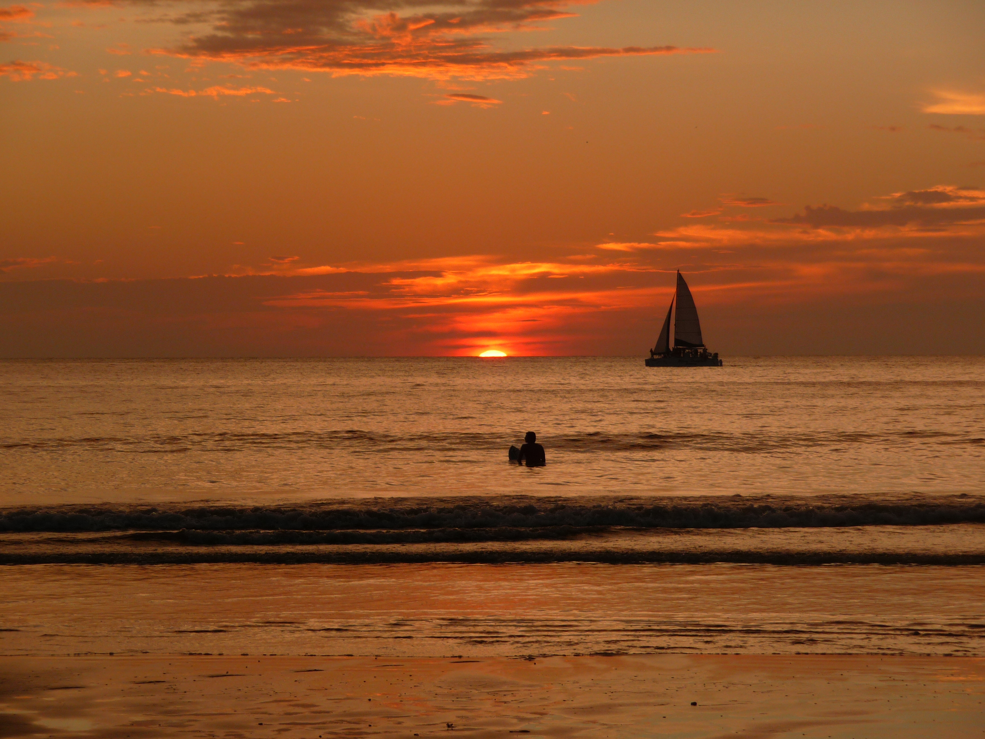 costa rica, tamarindo, coucher de soleil, surf, catamaran
